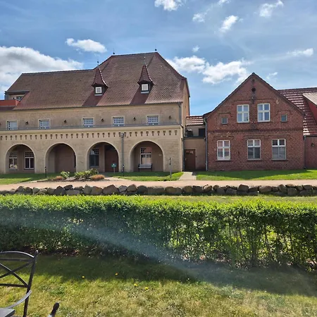 Apartment Der Westfluegel Vogt Bernhard I Wf-45